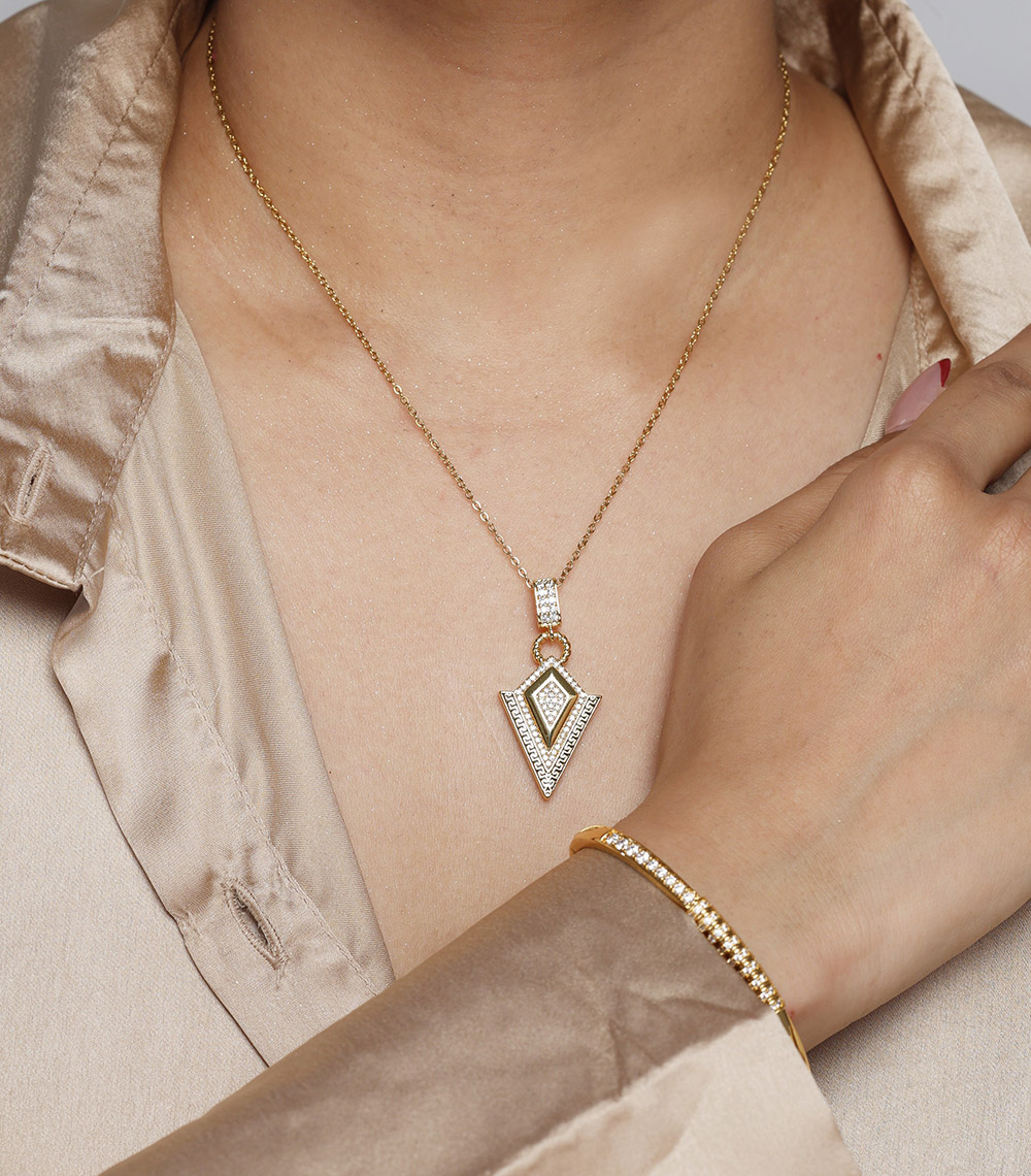 Arrow of Destiny Chain Pendant For Women - Image 2
