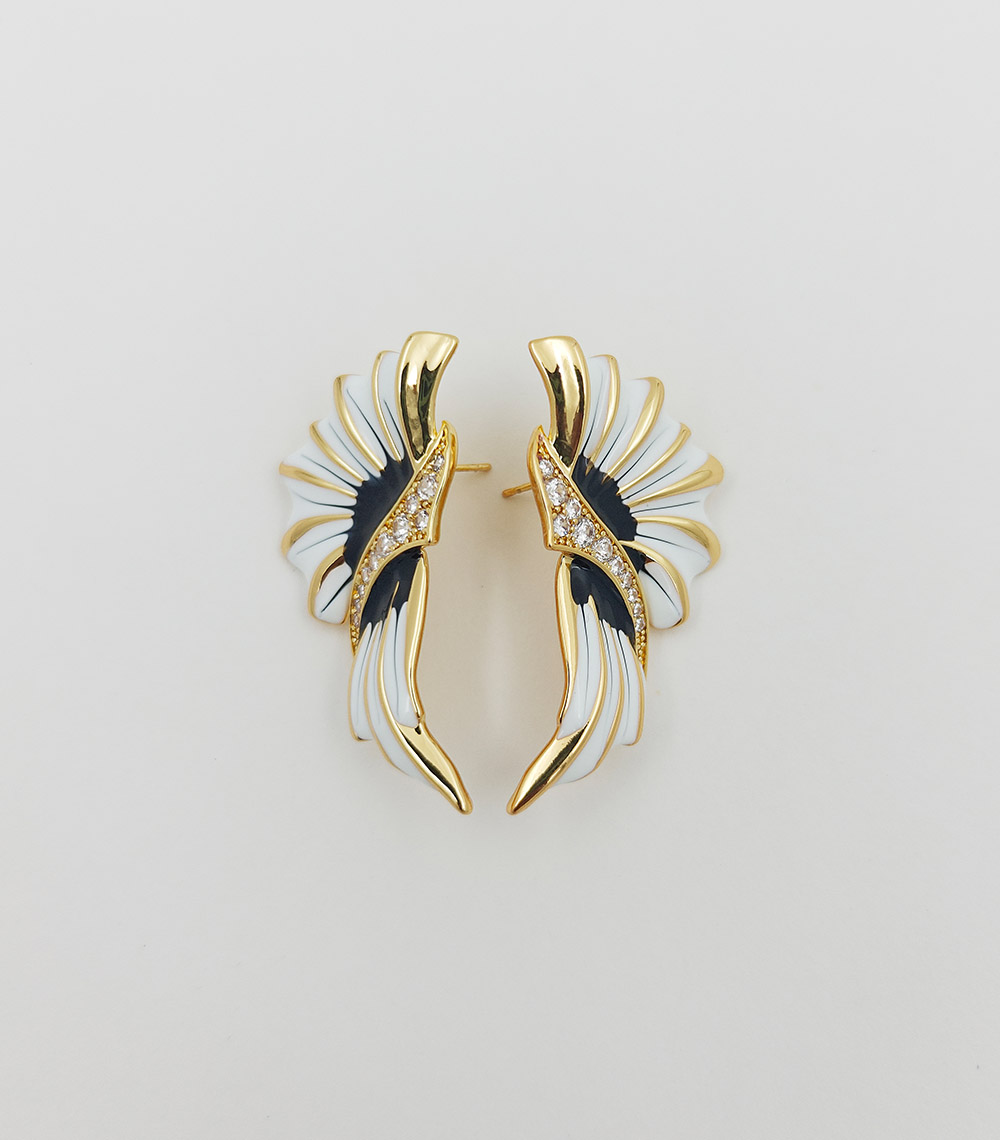 Celestial Wings Earring - Image 4