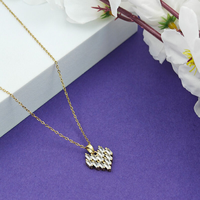 Radiant Heart Gold Chain Pendant Necklace