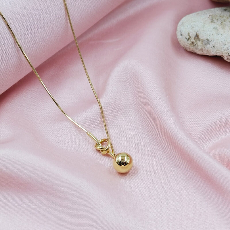 Eternal Knot Gold Chain Pendant Necklace For Women