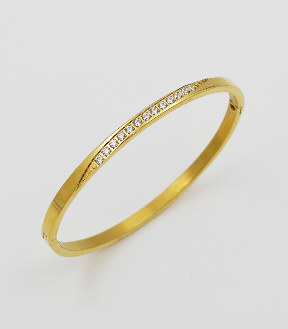 Golden Radiance Diamond Premium Bracelet For Women