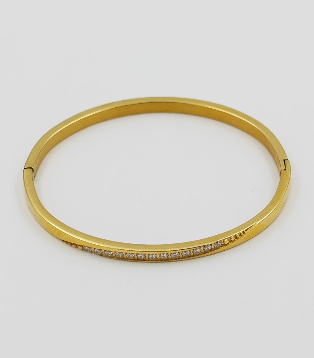 Golden Radiance Diamond Premium Bracelet For Women - Image 3